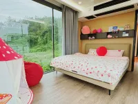Dangyang Lvwochuan Space Capsule B&B Hotels in Dangyang