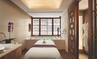 Hyatt Vancouver Downtown Alberni