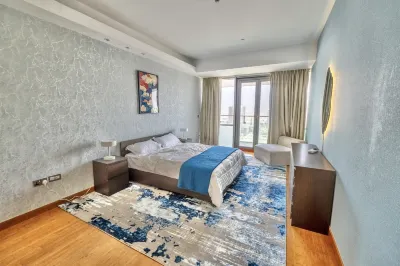 Luxury Vacation Home Nr Metro / DWTC Hotel di 