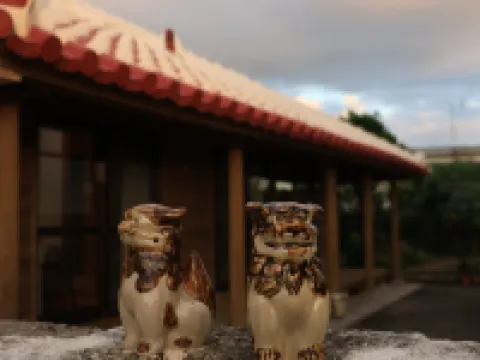 64 years traditianal okinawa house YuSuiJu in village Hotel a Itoman