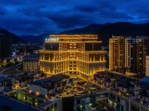 Lin Zhi  Chomura Zong Hotel