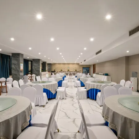 Xixia Fangyuan International Tongfengxiang Hotel