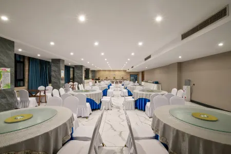 Xixia Fangyuan International Tongfengxiang Hotel Отели в г. Сися