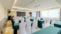 Metropolo Jinjiang Hotel (Suzhou Hualong Tuanjieqiao Metro Station) - Business