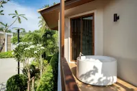 Natural Beach Resort (Thasala)