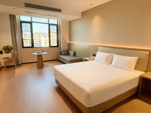 Soaring Phoenix Student Hotel 펑양 호텔