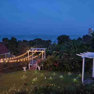 VELAMUNDI Hotel Exterior