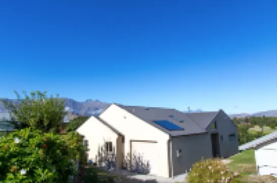 Arrowtown Dress Circle