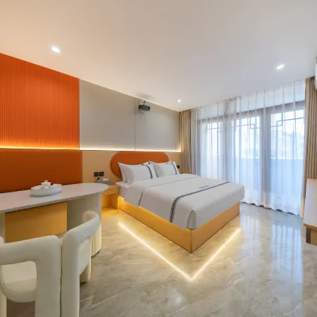 Shantou Dihao Theme Apartment (Xilu Branch)