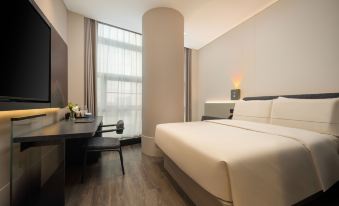Shanghai West Nanjing Road at People's Square Metro Station Atour Light Hotel
