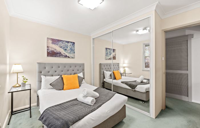 Tranquil & Comfortable Rooms – Easy Walk to Train & Park