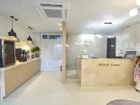 بوناثري هوتل Hotels near أوريوكدو سكاي ووك