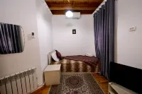 AIST HOTEL - parking