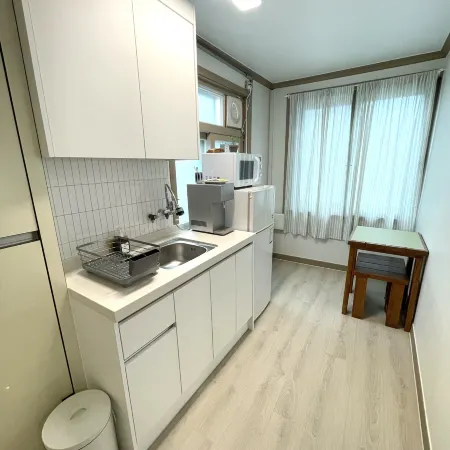 Jeonju Danaharu Guesthouse Отели рядом с достопримечательностью «Jeondong Catholic Church»