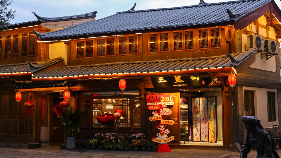 Lijiang Sanli Tian Vacation Cottages