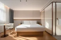 First Encounter Hotel