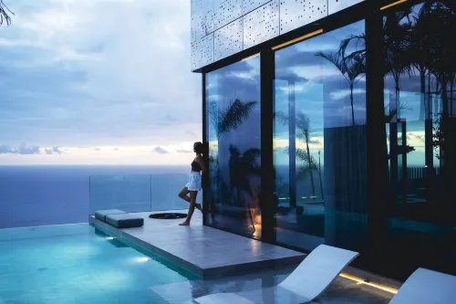 Saudade: Futuristic Ultra Luxury Ocean Zen Retreat