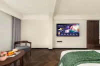 Pengyue Zilin Light Luxury PLUS Homestay (Huanlesong Branch)