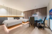 Junhe Hotel (Longhua Metro Station, Shenzhen) - New
