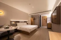 Homeinn Plus Hotel (Xiaogan Airport Economic Zone)