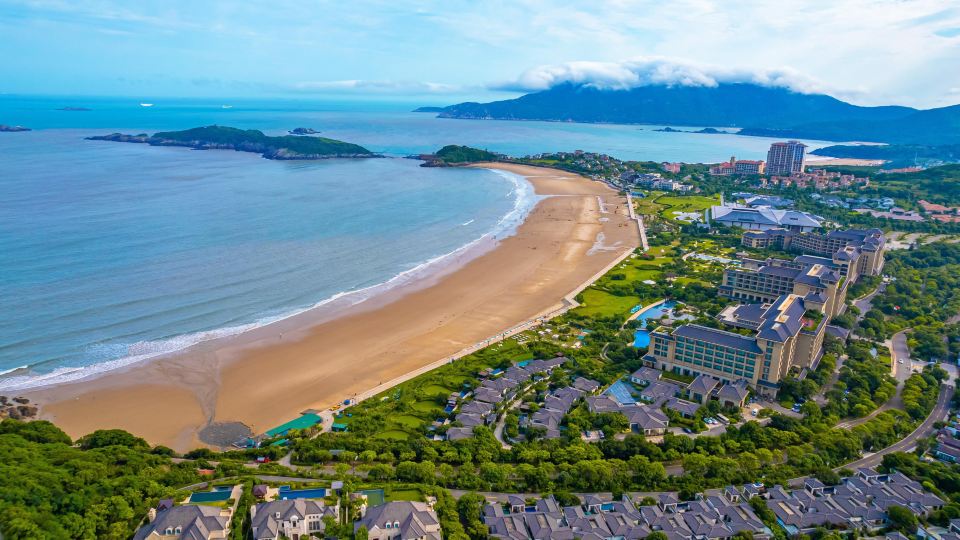East Beach Resort Banshanwan Hotel