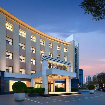 Tianjin Golden Island Holiday Hotel Hotels near Home World Commercial Plaza
