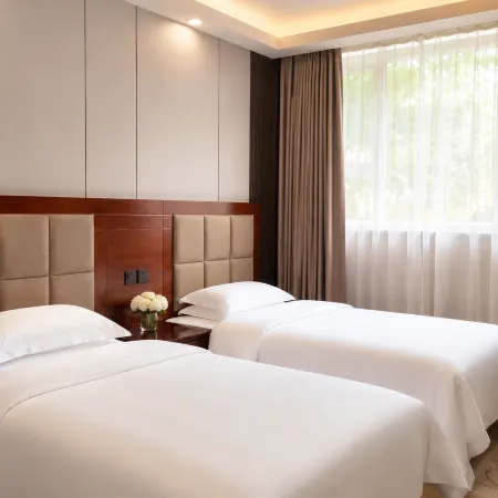 Wusu Ruihua Business Hotel