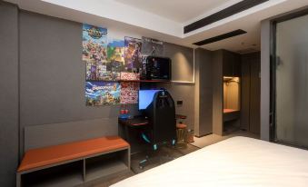 Leishen E-Sports Hotel · Ji'an Railway Station