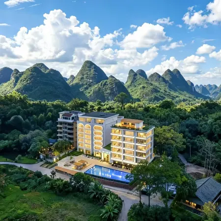 Miao Zai Shan Ye resort hotel (Yangshuo Yulong River Qian Gu Qing Branch)