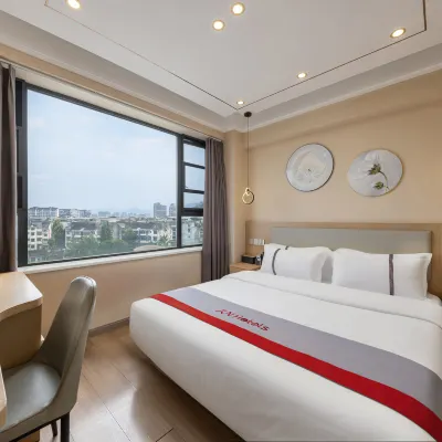 Junyi Hotel(Dujiangyan Passenger Station) Hotel dekat Phoenix Stadium