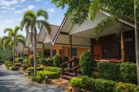 Lay de Bua Resort - Parkplatz