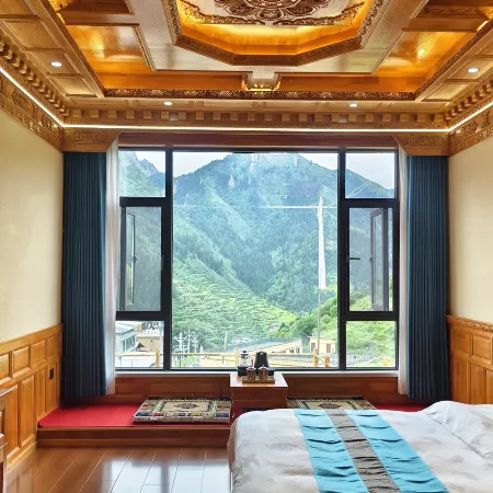 Zhuomu Lariz Homestay