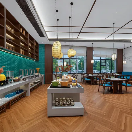 TILL BRIGHT HOTEL (Longhui Central Bus Station)