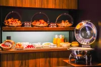 Timhotel Tour Eiffel - Balkoner