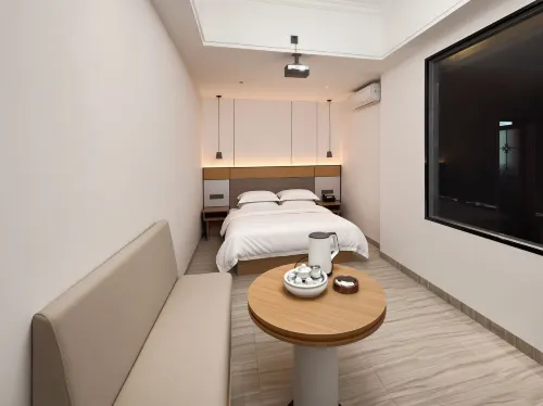 Caesar  international  luxury  apartment - Inns