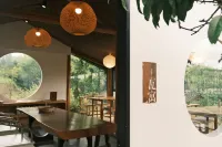 Lijiang Chiliu Art Hotel - Inns
