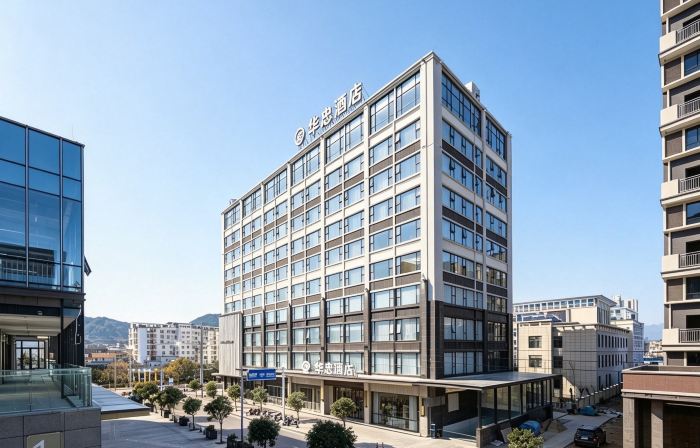Huazhong Hotel