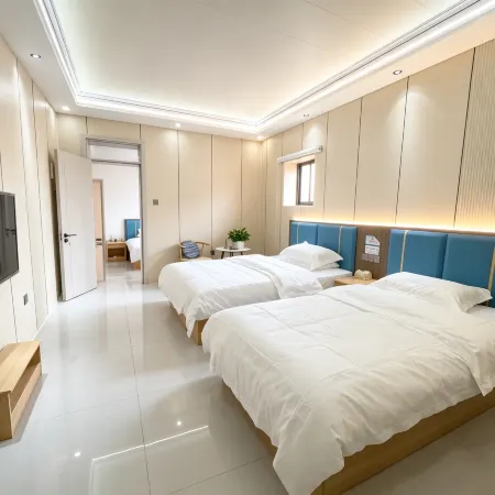 Xingfu Nuanting Homestay (Nilka County Cultural Center)
