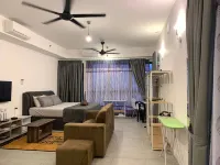 DanZaStay@BellSuite - nearby KLIA - parking