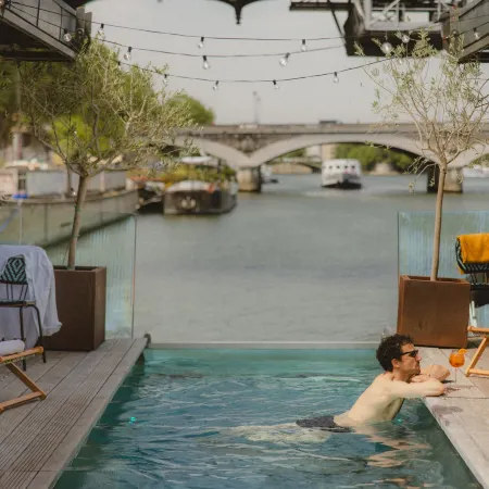 Hotel Off Paris Seine