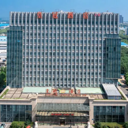 Crown Hotel