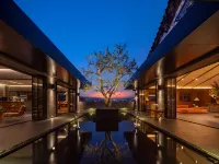 Bee Courtyard House - breakfast