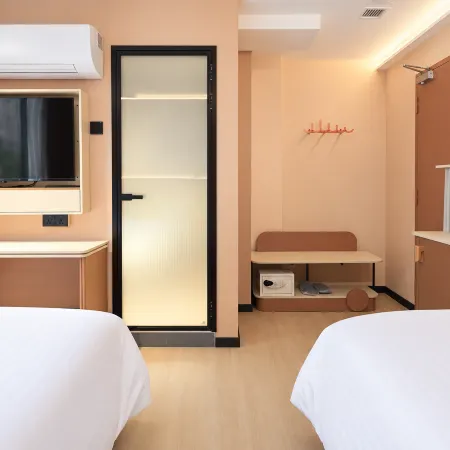 A Hotel Farrer Park, 11 Hrs, Stay From 10PM - 9AM Hotels in Singapore