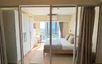 Acqua Private Residences - 2 ดาว