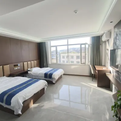 Shuanghai Business Hotel Hotels near Bailingmiao