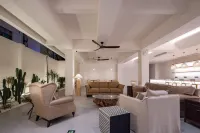 Lanhaiju Homestay（Houhai Village, Sanya） - 2성급