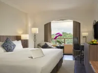 Orchard Rendezvous Hotel by Far East Hospitality Hotels near Orchard