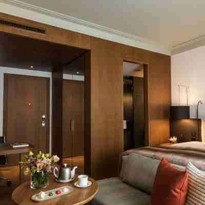 Burgenstock Hotel & Alpine Spa Rooms