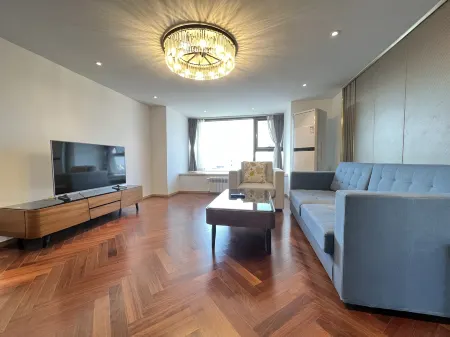 Hongqiao Aegean LOFT Apartment