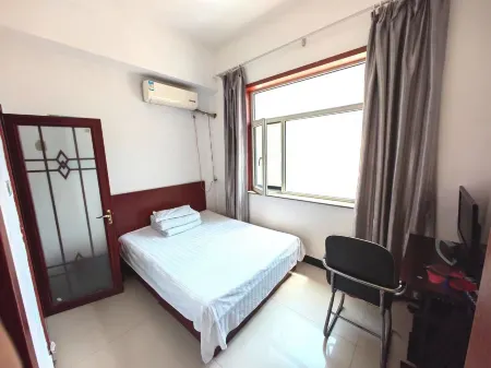 Lingyuan Lulutong Guesthouse Отели рядом со станцией Niuheliang Railway Station
